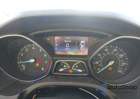 2017 Ford Focus Se z USA, uszkodzony, nr VIN 1FADP3K22HL242348